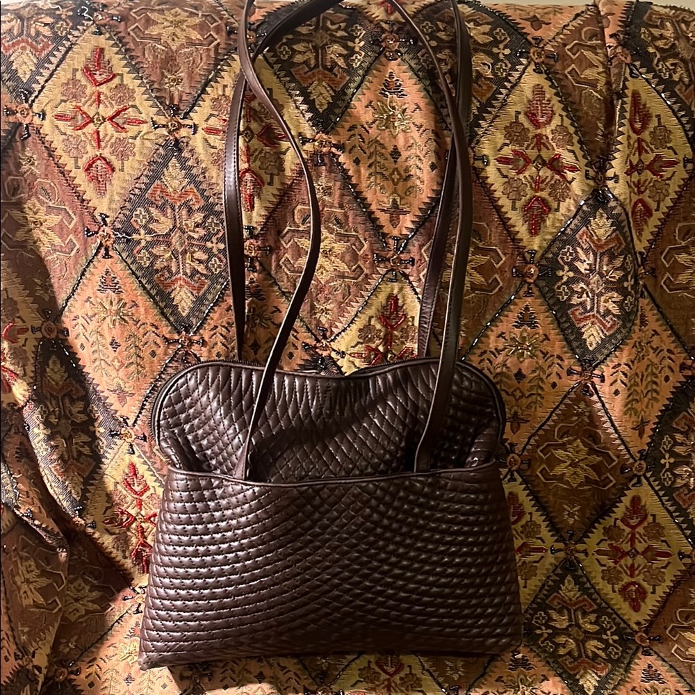 BALLY Elegant Brown Quilted Leather Women's Bag - Picture 11 of 12